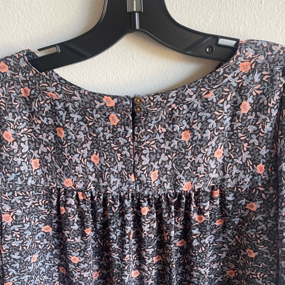 LOFT Frill-Sleeve Blouse - Picture 7 of 8